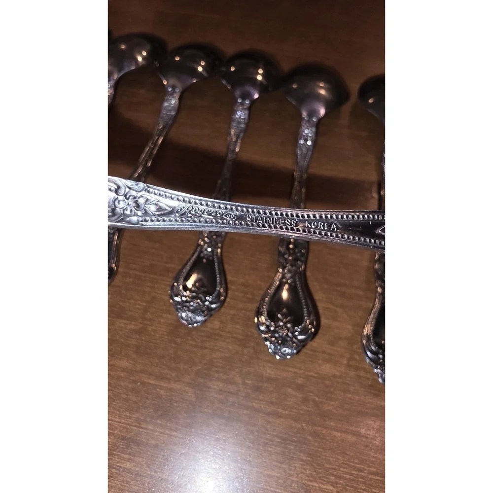 Rogers Precious Stainless Silverware Flatware 6 Fork 6 Spoon 6 Tea Spoon 6 Knife